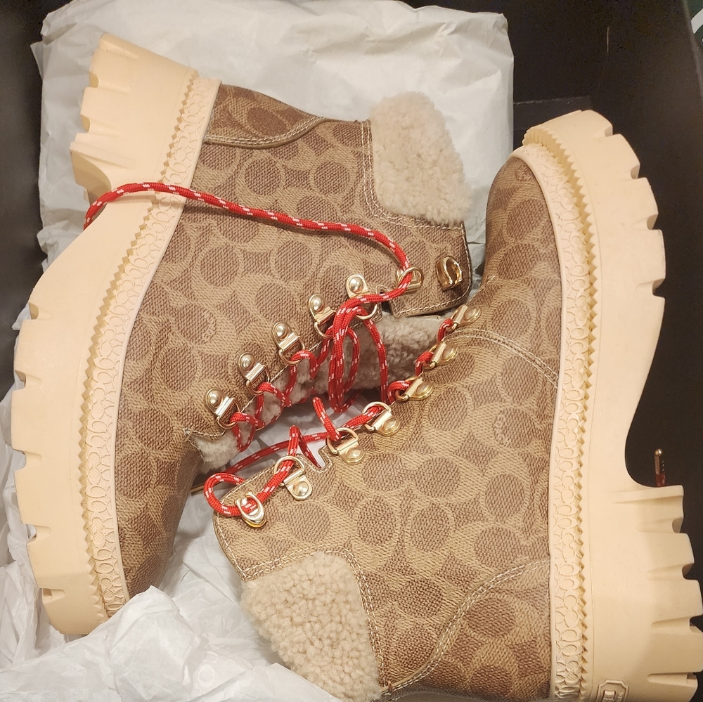 Coach tan signature shearling Janel boot